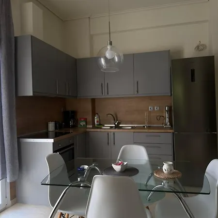 Central Apartment Volos * 沃洛斯